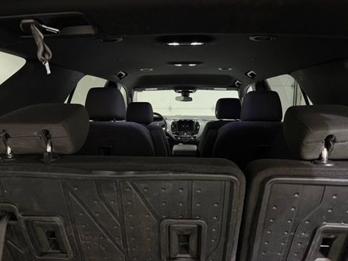 Certified 2023 Chevrolet Traverse LT FWD image 10