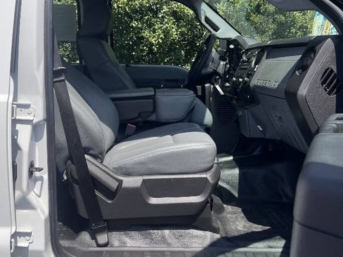 Used 2016 Ford F250 XL w/ Power Equipment Group RWD image 18