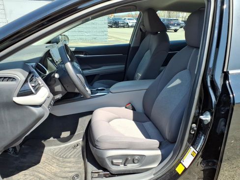 Certified 2023 Toyota Camry LE FWD image 11