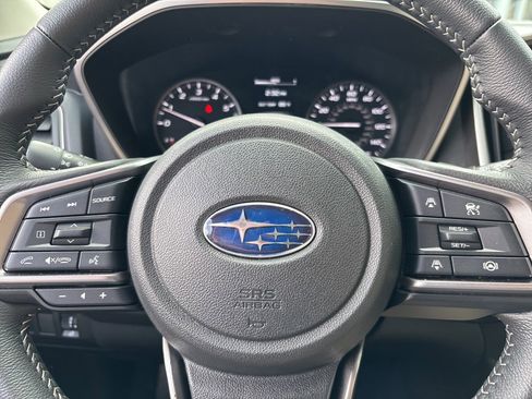 Used 2025 Subaru Ascent Premium image 12