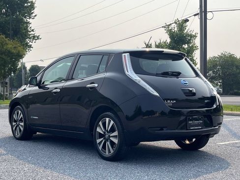 Used 2016 Nissan Leaf SL w/ Premium Package FWD image 5