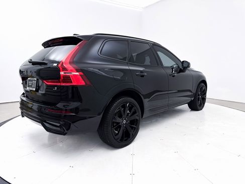 Used 2024 Volvo XC60 T8 Ultimate w/ Climate Package image 20