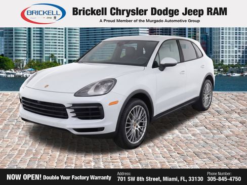 Used 2022 Porsche Cayenne Platinum Edition AWD/4WD image 1