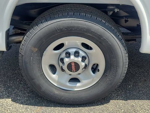 New 2026 GMC Savana 2500 w/ Driver Convenience Package RWD image 7