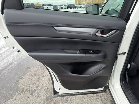 Used 2019 MAZDA CX-5 Touring image 22