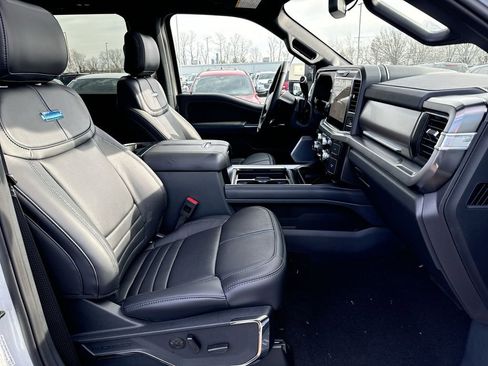 New 2026 Ford F250 Platinum image 25