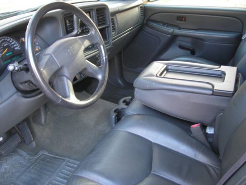 Used 2005 Chevrolet Silverado 1500 LS image 4