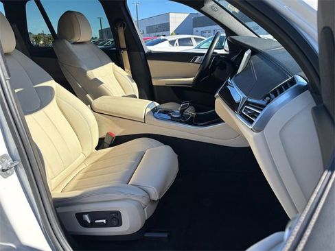 Used 2019 BMW X5 xDrive40i w/ Convenience Package image 22