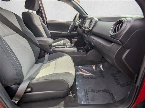 Used 2023 Toyota Tacoma TRD Off-Road AWD/4WD image 19