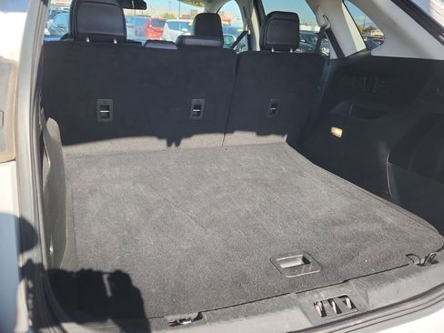 Used 2023 Ford Edge SEL image 15