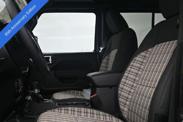New 2026 Jeep Gladiator Sport AWD/4WD image 14