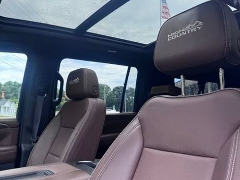 Used 2024 Chevrolet Suburban High Country w/ Max Trailering Package AWD/4WD image 15