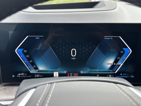 Used 2026 BMW X5 xDrive50e w/ Premium Package image 23