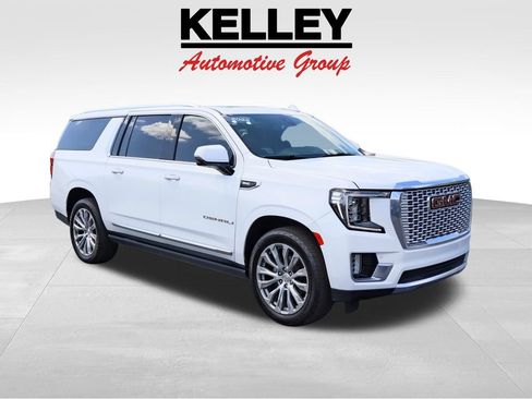 Certified 2022 GMC Yukon XL Denali AWD/4WD image 1