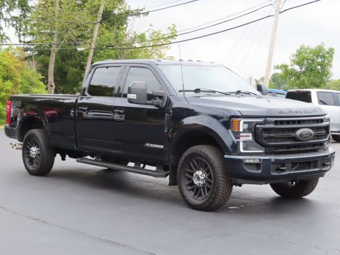 Used 2022 Ford F250 Lariat w/ Black Appearance Package image 54