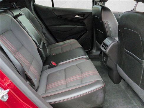 Certified 2024 Chevrolet Equinox RS FWD image 20