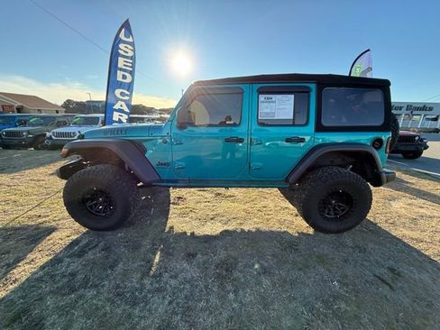 Used 2024 Jeep Wrangler Willys image 3
