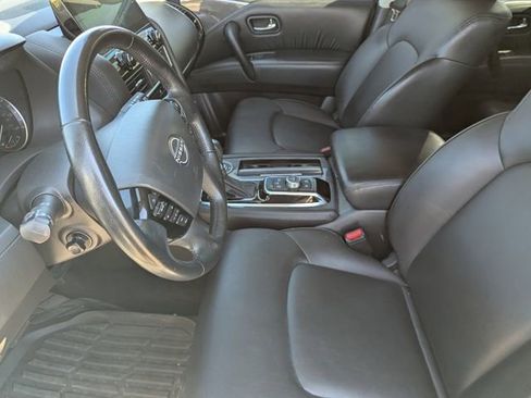 Used 2022 Nissan Armada SV w/ SV Appearance Package image 8