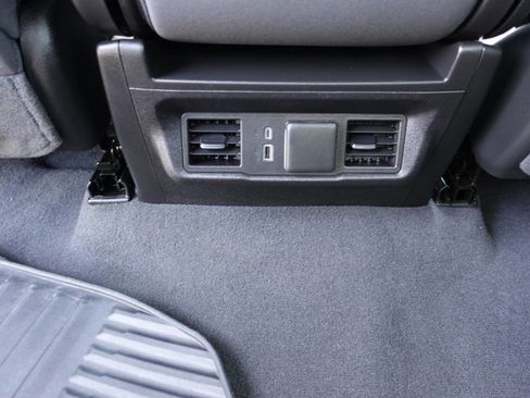 Used 2024 Chevrolet Silverado 1500 LT AWD/4WD image 39