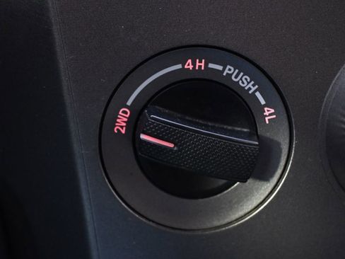 Used 2015 Toyota Sequoia Limited image 32