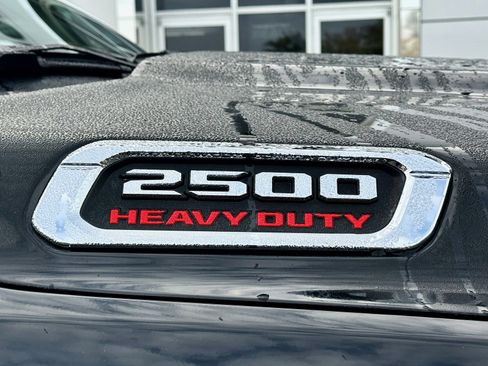 New 2024 RAM 2500 Laramie image 28