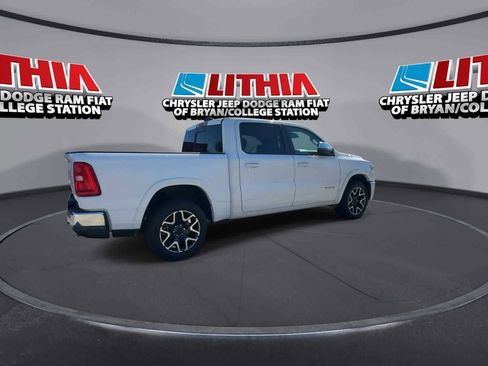 Used 2025 RAM 1500 Laramie image 8