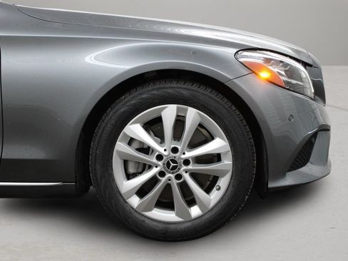 Used 2019 Mercedes-Benz C 300 Sedan image 14
