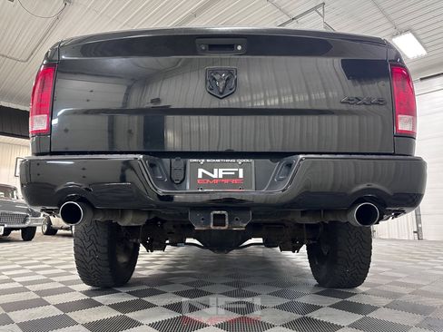 Used 2016 RAM 1500 Express w/ Black Ram 1500 Express Group AWD/4WD image 20