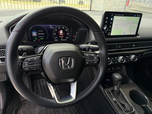 Used 2025 Honda Civic Sport image 10