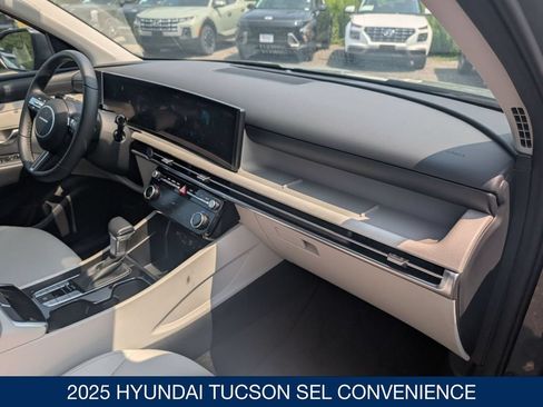 Used 2025 Hyundai Tucson SEL AWD/4WD image 30