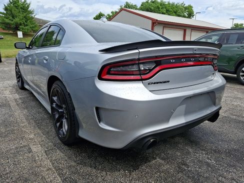Used 2020 Dodge Charger Scat Pack RWD image 5