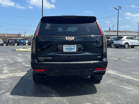Used 2024 Cadillac Escalade Sport image 6