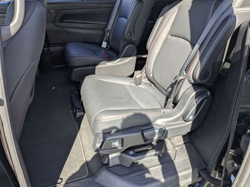 Used 2025 Honda Odyssey Sport-L image 26