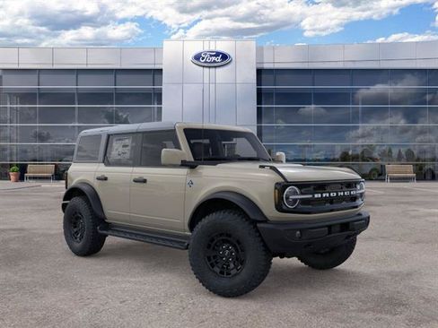 New 2026 Ford Bronco Outer Banks w/ Sasquatch Package AWD/4WD image 7