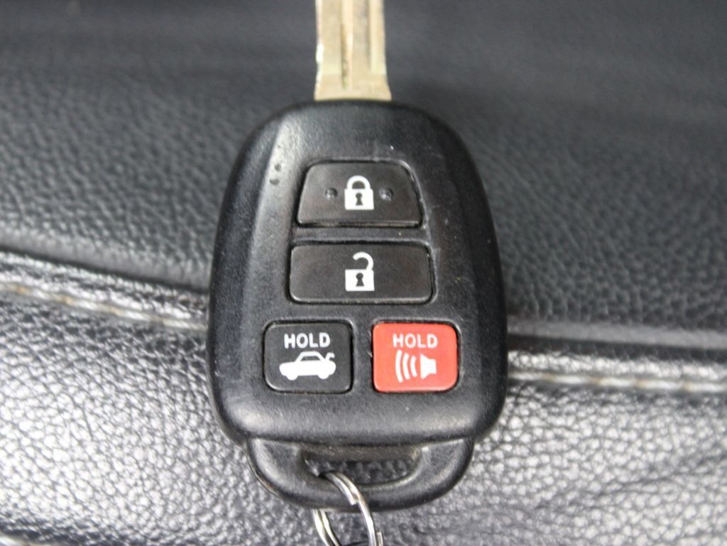 Used 2015 Toyota Corolla S FWD image 52