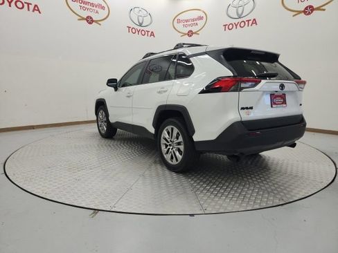 Used 2025 Toyota RAV4 XLE Premium FWD image 6
