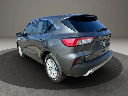 Used 2020 Ford Escape SE image 7