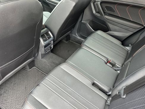 Used 2024 Volkswagen Tiguan Wolfsburg Edition AWD/4WD image 12