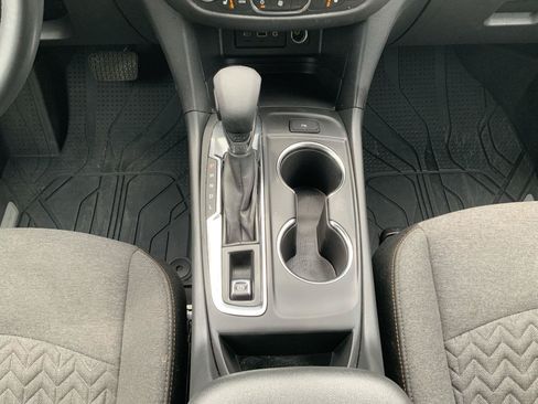 Used 2024 Chevrolet Equinox LT w/ LPO, Floor Liner Package FWD image 43