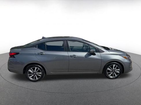 Used 2025 Nissan Versa SV FWD image 16