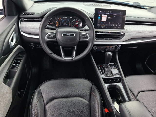 Certified 2024 Jeep Compass Latitude AWD/4WD image 11