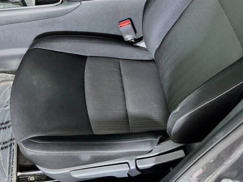 Used 2020 Nissan Sentra SV FWD image 17