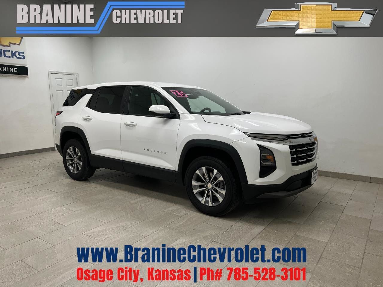 Used 2025 Chevrolet Equinox LT FWD image 1