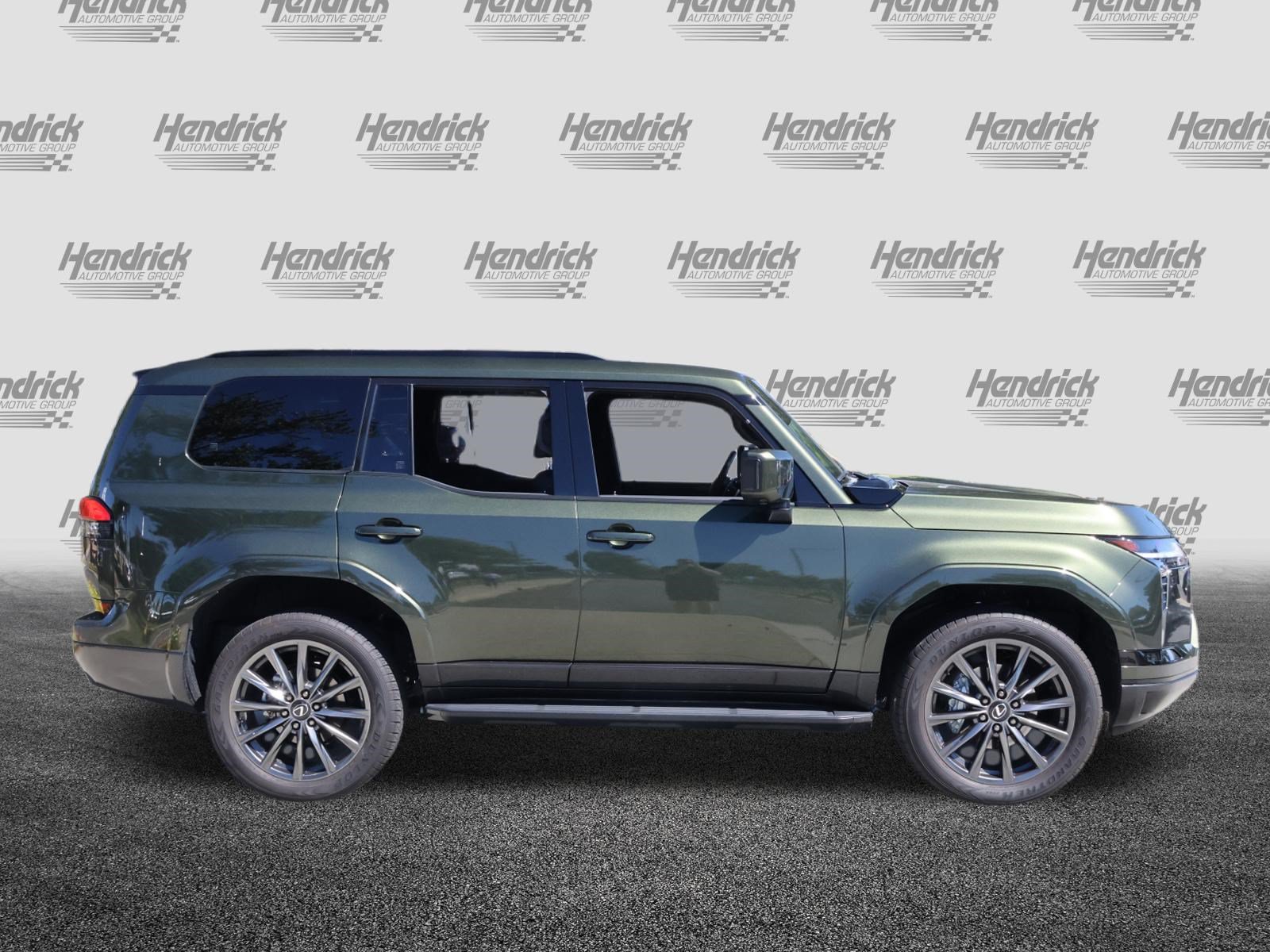 Used 2025 Lexus GX 550 AWD/4WD image 10