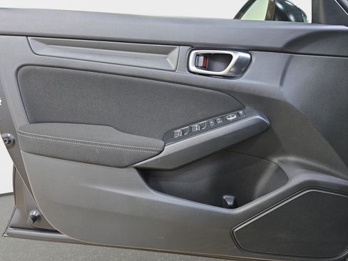 Certified 2025 Honda Civic Sport image 24