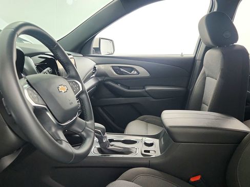 Certified 2023 Chevrolet Traverse LT FWD image 17