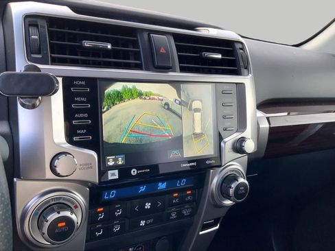 Used 2022 Toyota 4Runner Limited AWD/4WD image 28