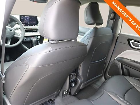 New 2026 Jeep Compass Limited image 14