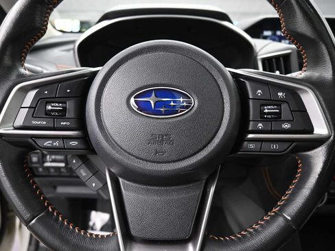 Used 2023 Subaru Crosstrek 2.5i Limited AWD/4WD image 6