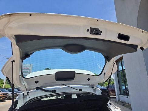 Used 2024 Nissan Kicks SR w/ SR Premium Package FWD image 78